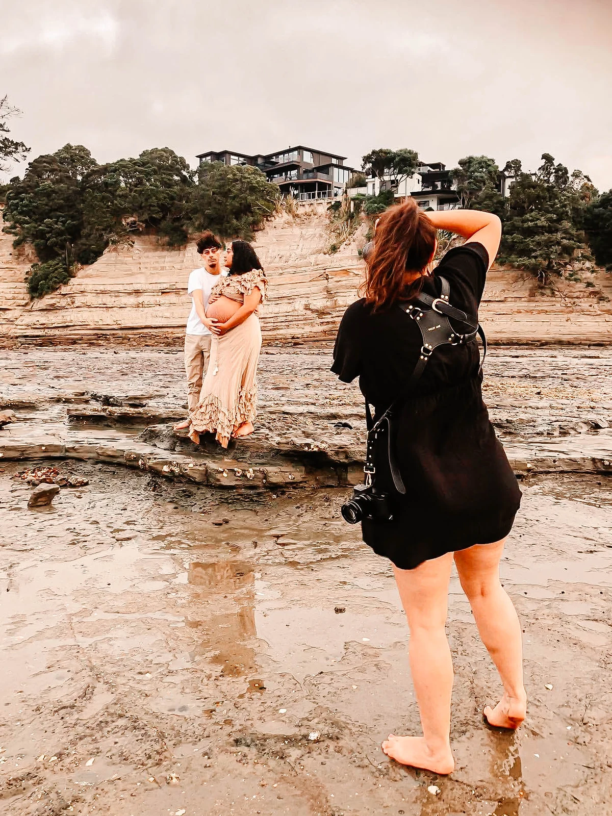 Genna photographing a Maternity session